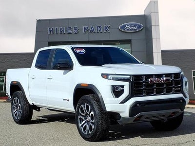 2024 GMC Canyon 4X4 AT4 4DR Crew Cab 5 FT. SB