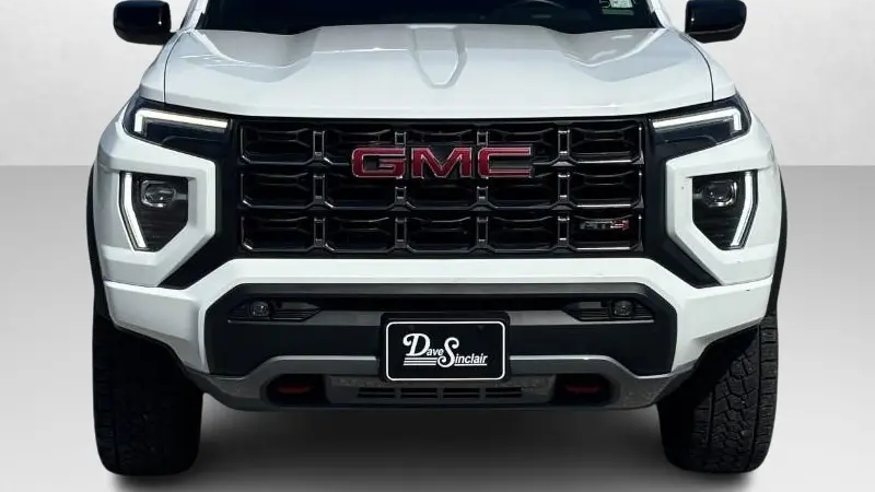 2024 GMC Canyon AT4