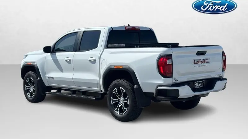 2024 GMC Canyon AT4