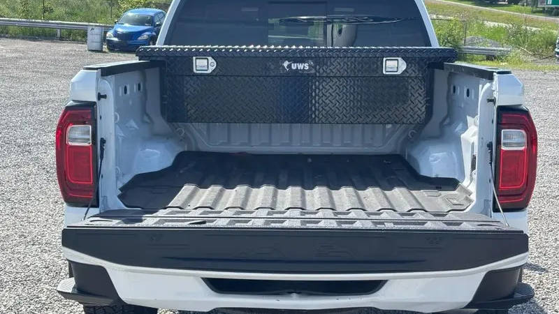 2024 GMC Canyon AT4