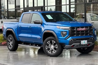 2023 GMC Canyon with Dynamic Blue Metallic Exterior