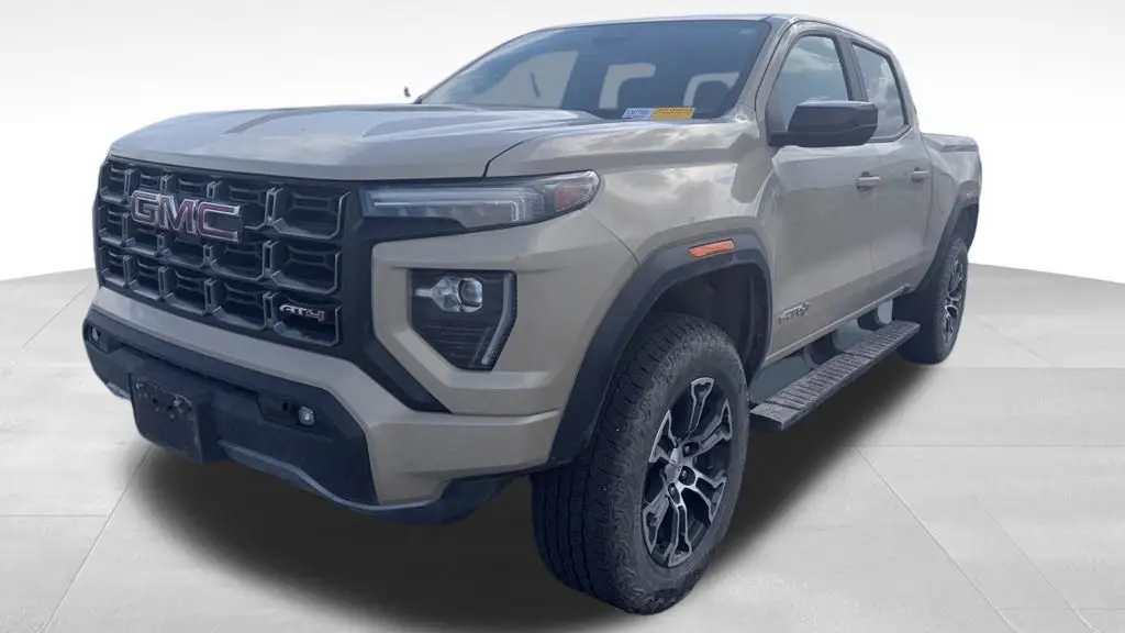 2023 GMC Canyon AT4
