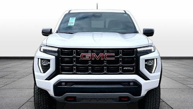 2023 GMC Canyon AT4