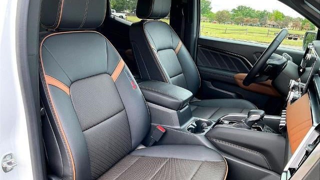 2023 GMC Canyon AT4