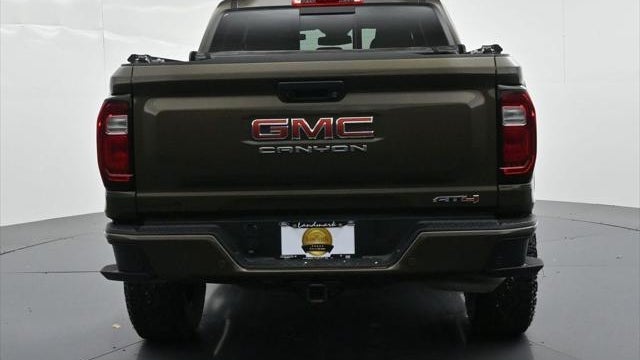 2024 GMC Canyon AT4