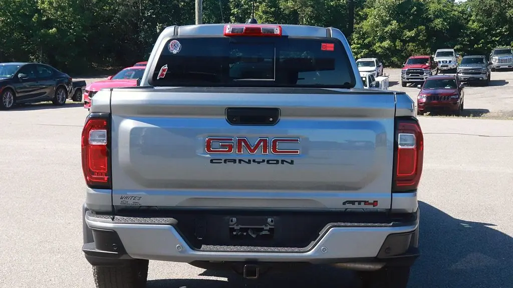 2023 GMC Canyon AT4