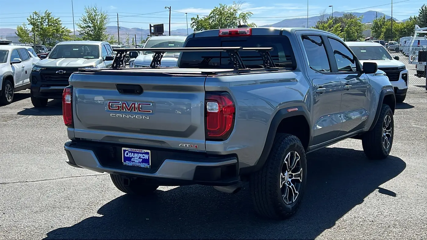 2023 GMC Canyon AT4