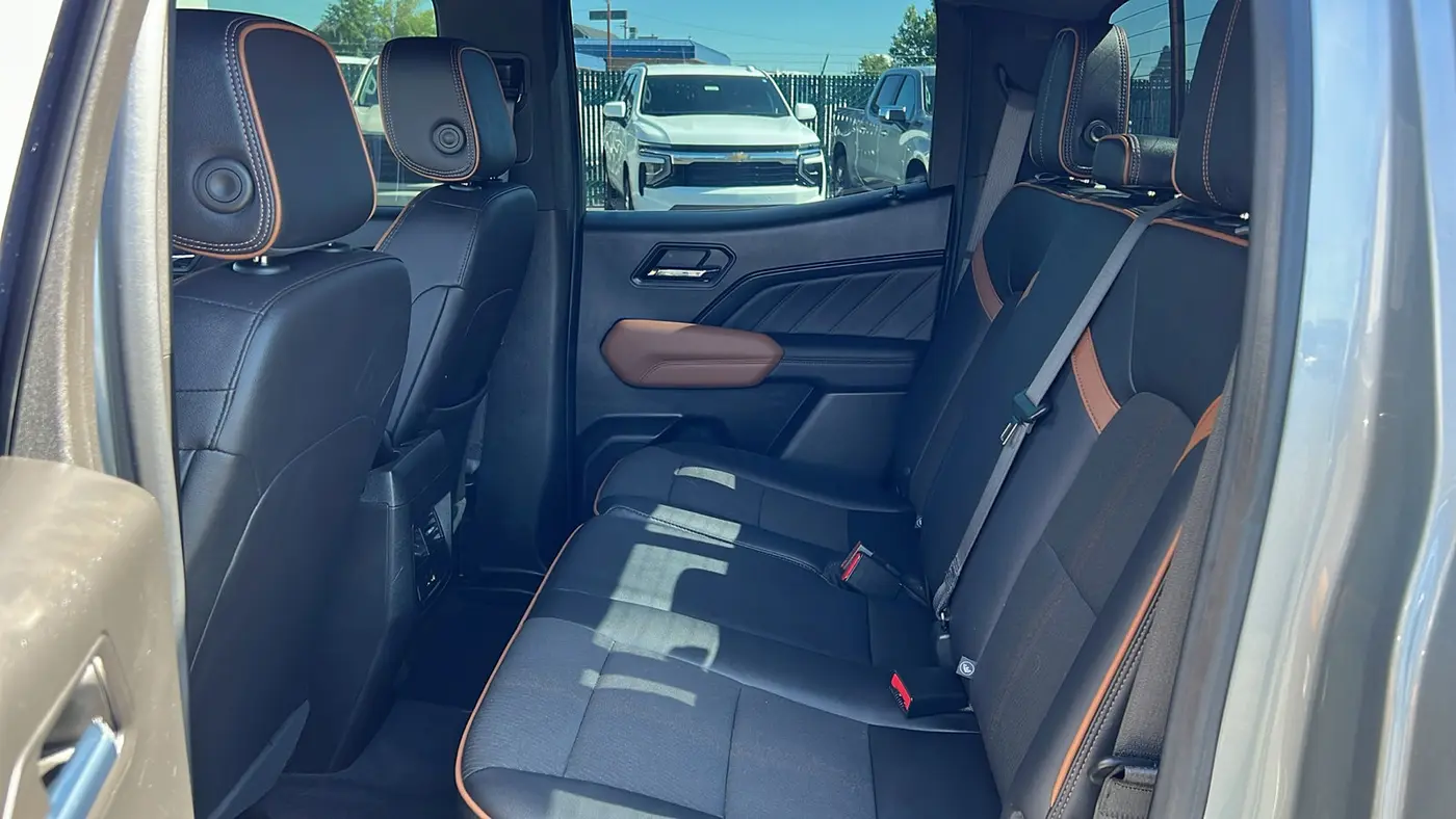 2023 GMC Canyon AT4