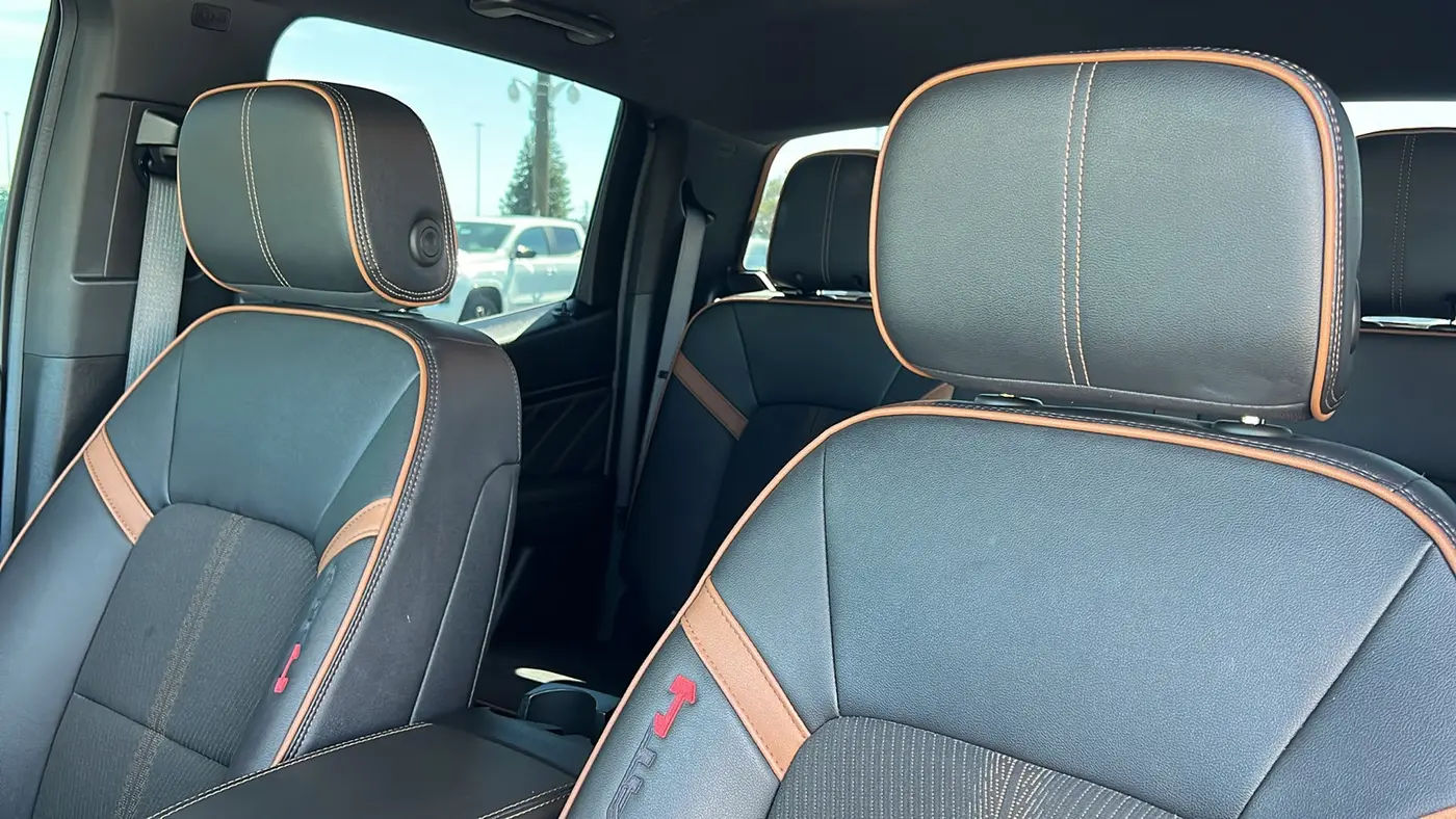 2023 GMC Canyon AT4