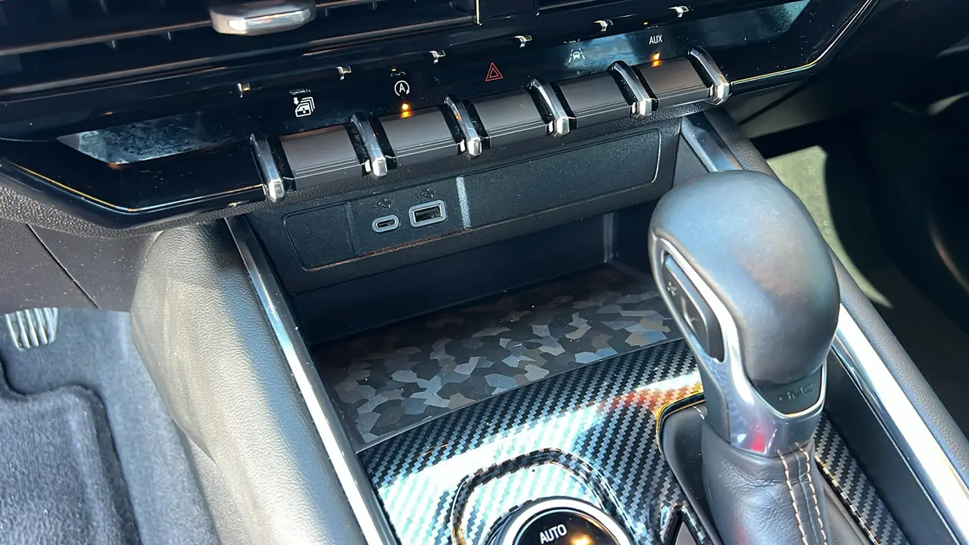 2023 GMC Canyon AT4