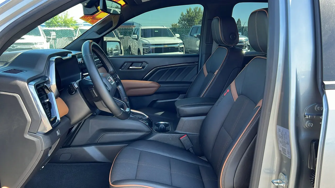 2023 GMC Canyon AT4