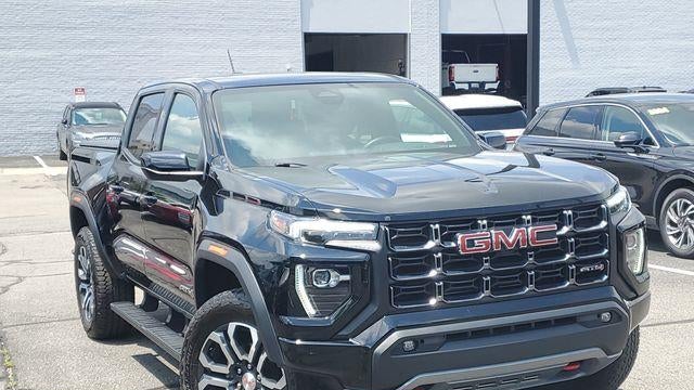 2024 GMC Canyon AT4
