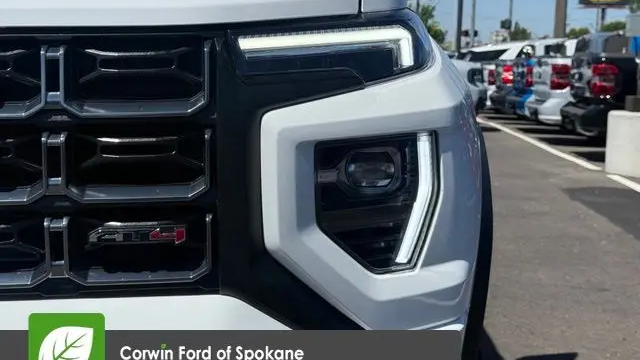 2024 GMC Canyon AT4