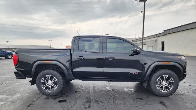 2024 GMC Canyon AT4