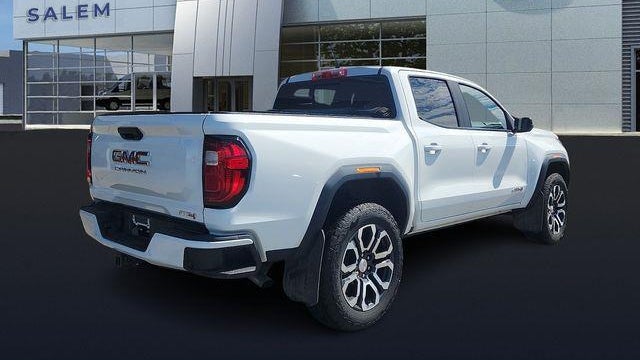 2024 GMC Canyon AT4