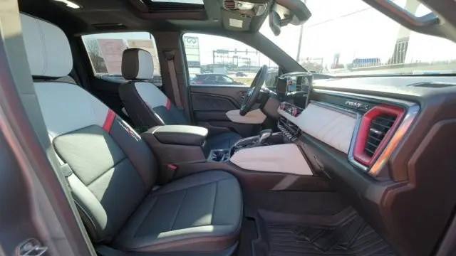 2023 GMC Canyon AT4X