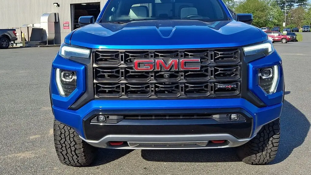 2024 GMC Canyon AT4X