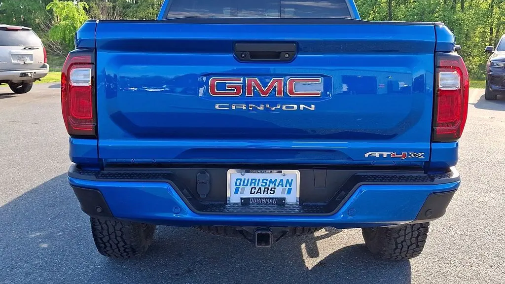 2024 GMC Canyon AT4X