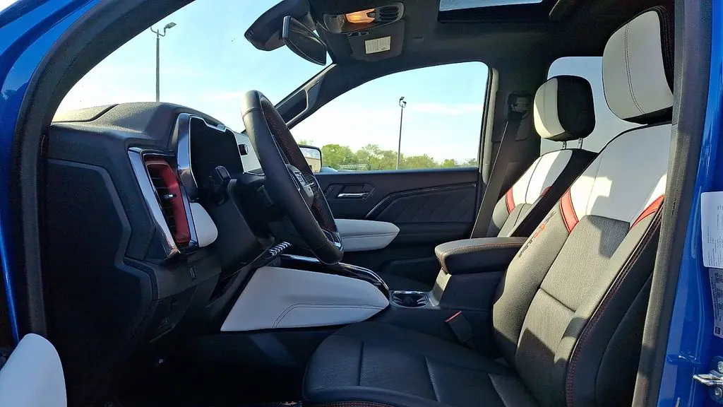 2024 GMC Canyon AT4X