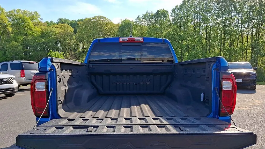 2024 GMC Canyon AT4X