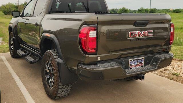 2023 GMC Canyon AT4X