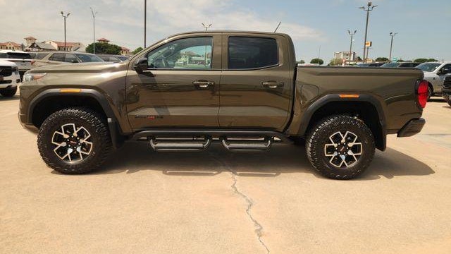 2023 GMC Canyon AT4X