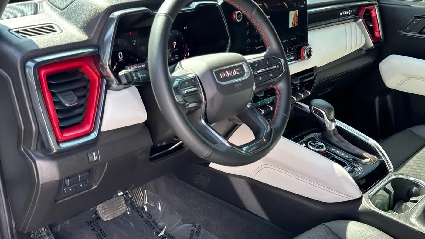 2024 GMC Canyon AT4X