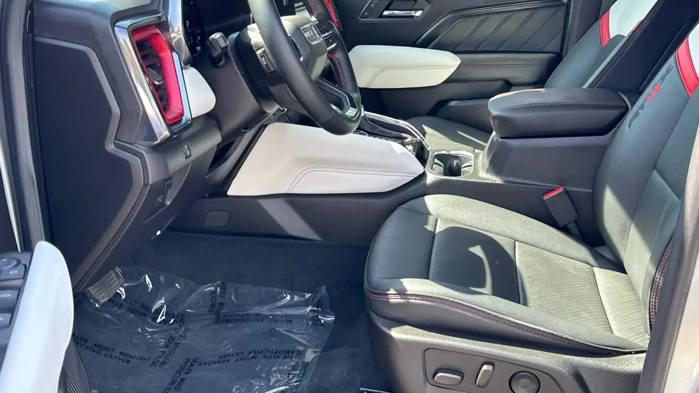 2024 GMC Canyon AT4X