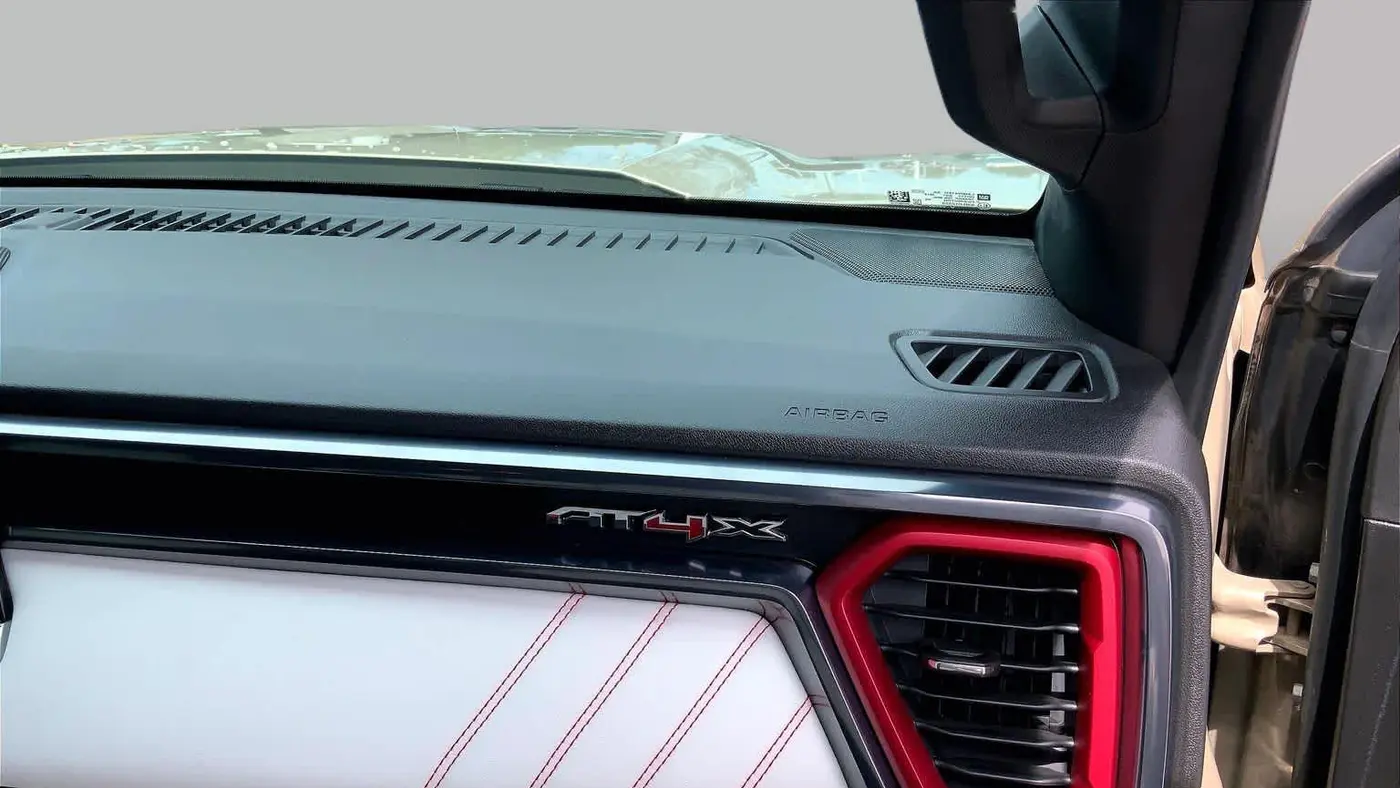 2024 GMC Canyon AT4X