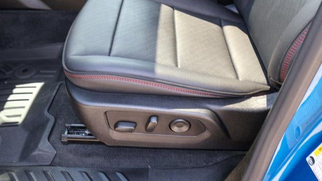 2023 GMC Canyon AT4X