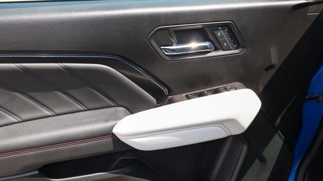2023 GMC Canyon AT4X