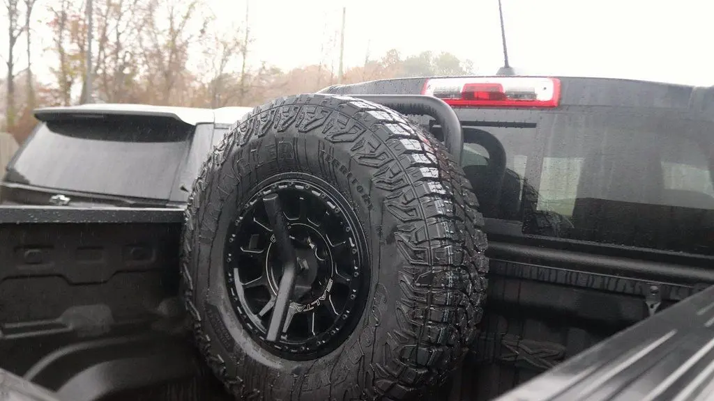 2024 GMC Canyon AT4X
