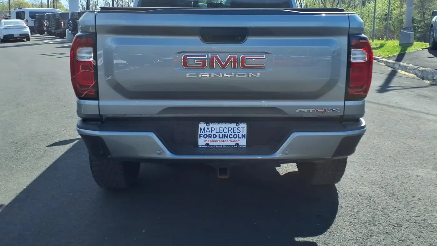 2024 GMC Canyon AT4X