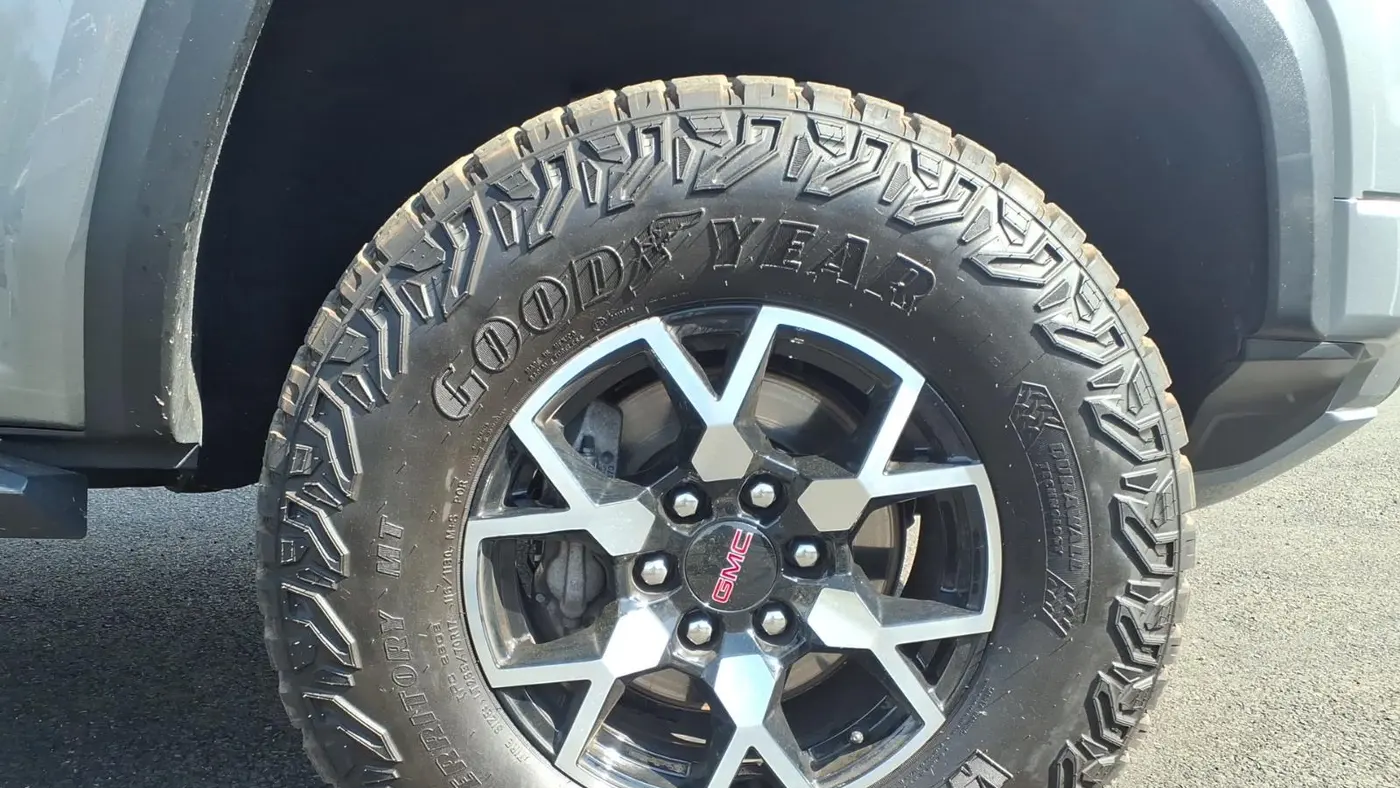 2024 GMC Canyon AT4X