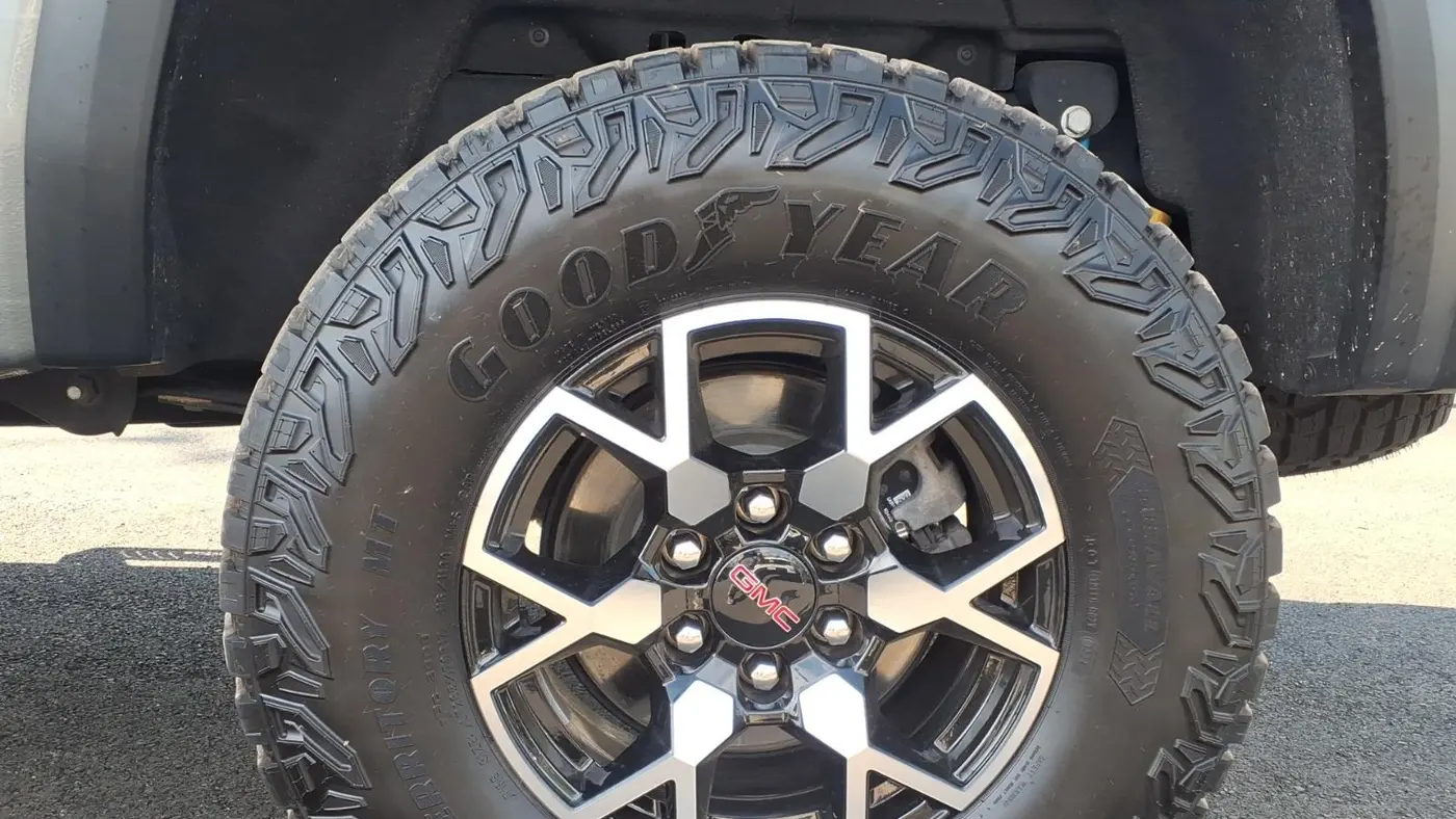 2024 GMC Canyon AT4X