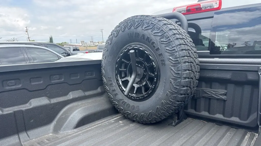 2024 GMC Canyon AT4X