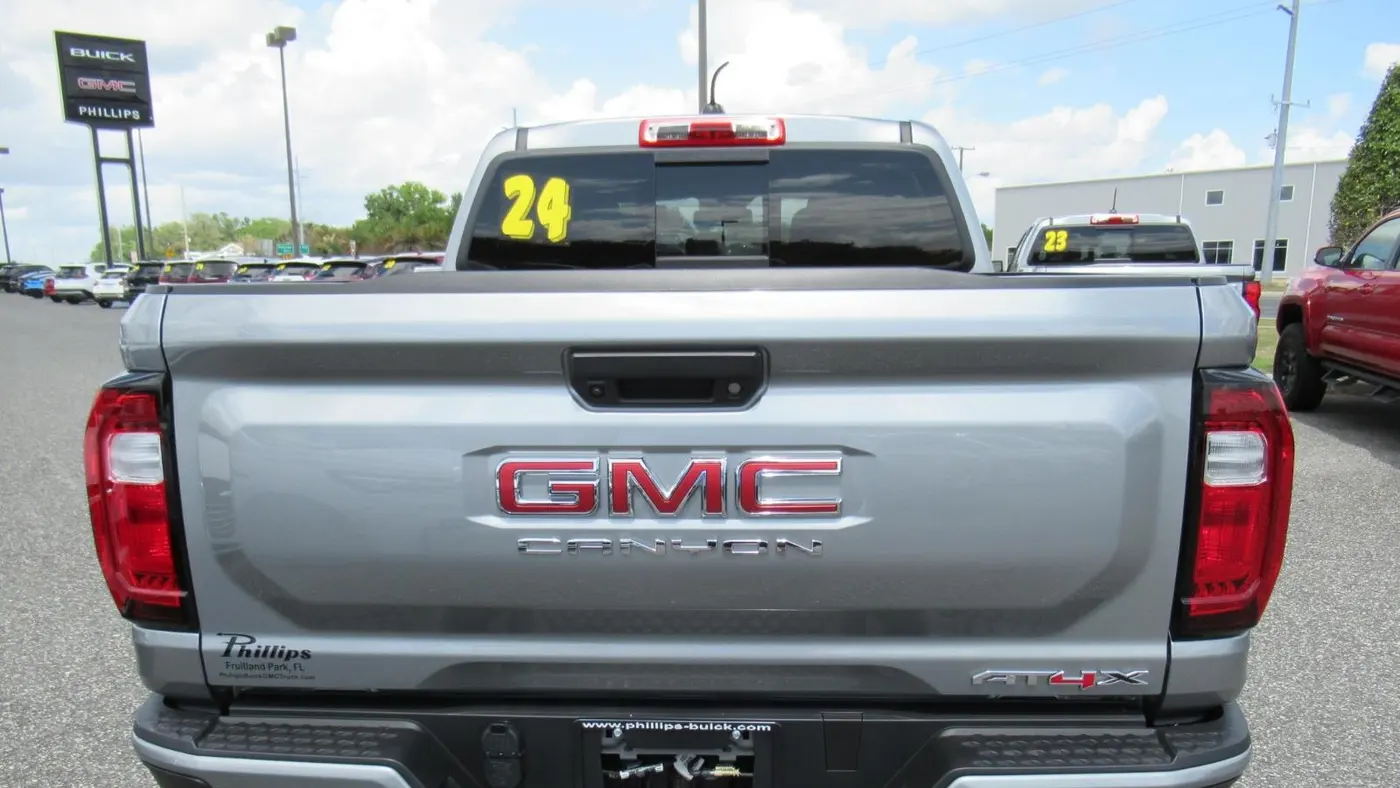 2024 GMC Canyon AT4X