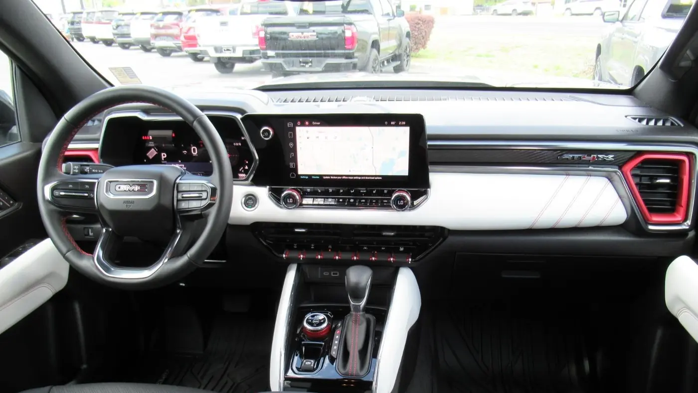 2024 GMC Canyon AT4X