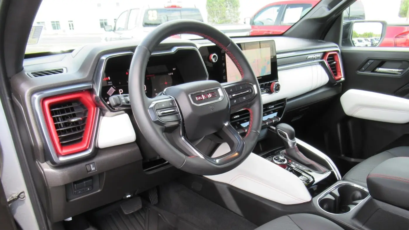 2024 GMC Canyon AT4X