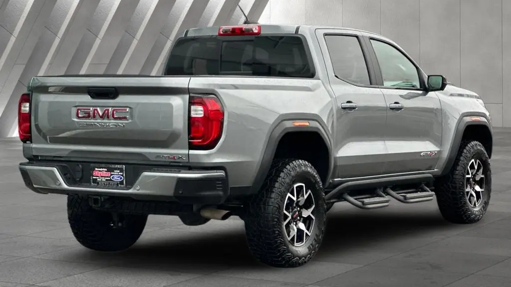 2024 GMC Canyon AT4X