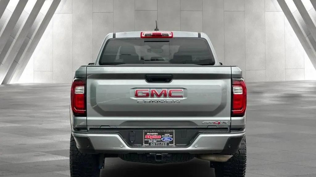 2024 GMC Canyon AT4X