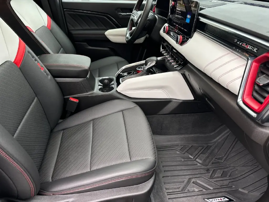 2024 GMC Canyon - $46,666