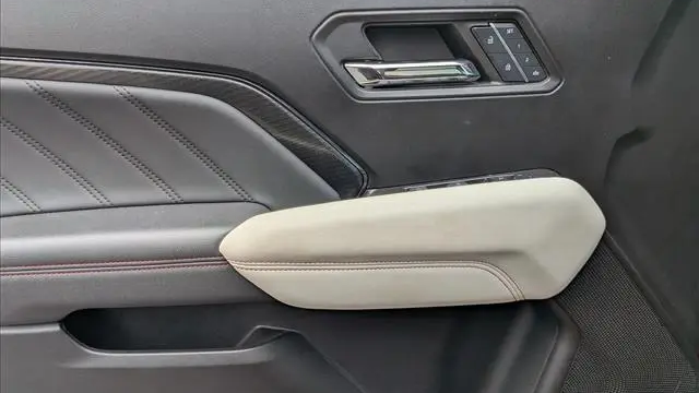 2024 GMC Canyon AT4X