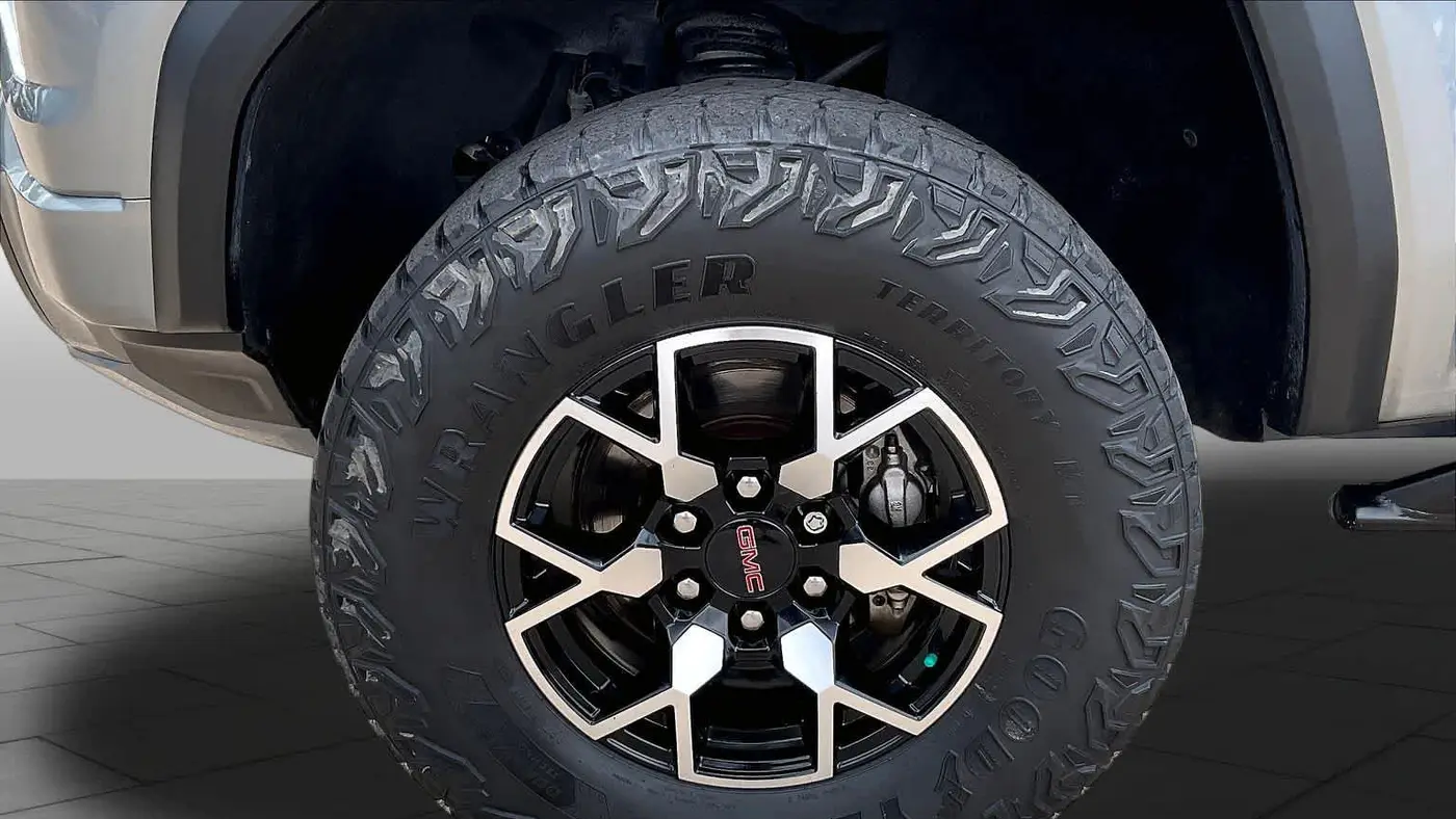 2024 GMC Canyon AT4X