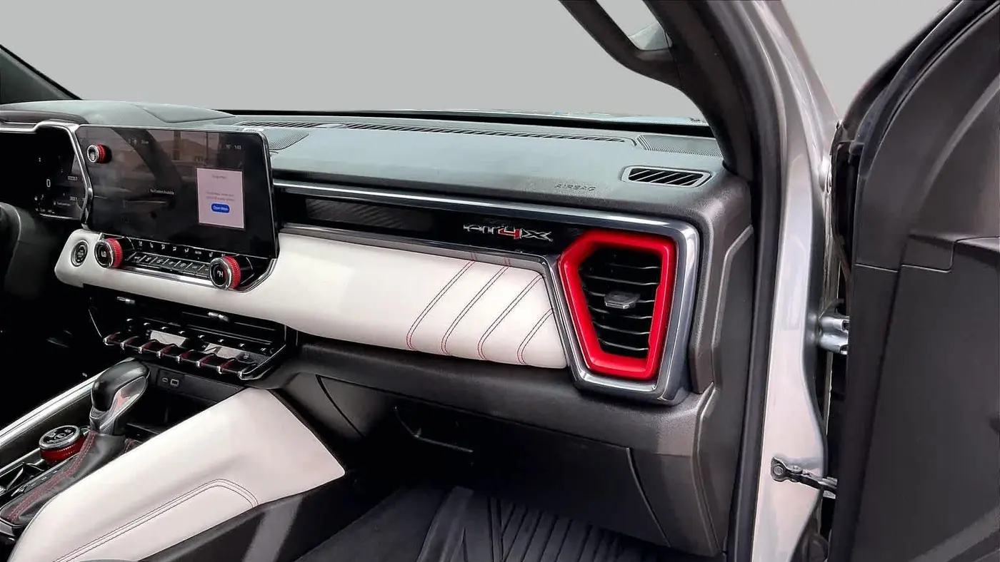 2024 GMC Canyon AT4X