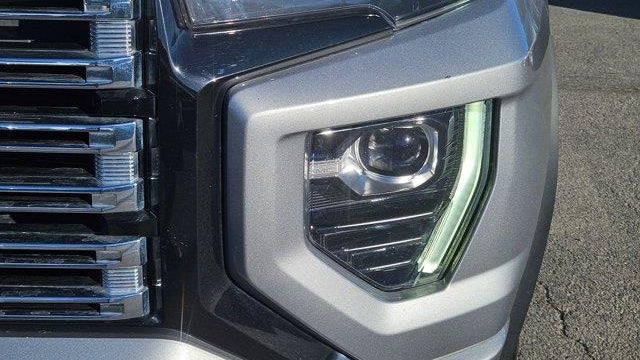 2023 GMC Canyon Denali