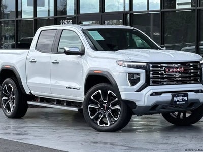 2024 GMC Canyon 4X4 Denali 4DR Crew Cab 5 FT. SB