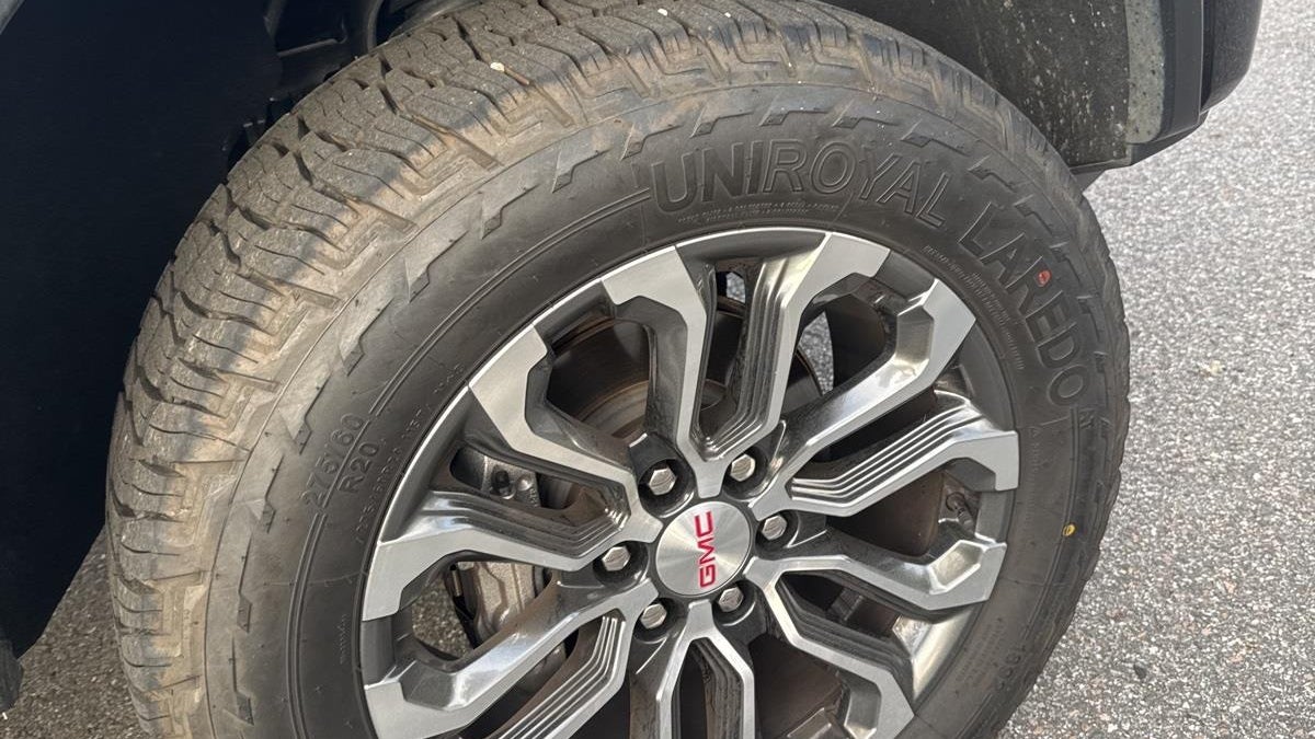 2023 GMC Canyon Denali