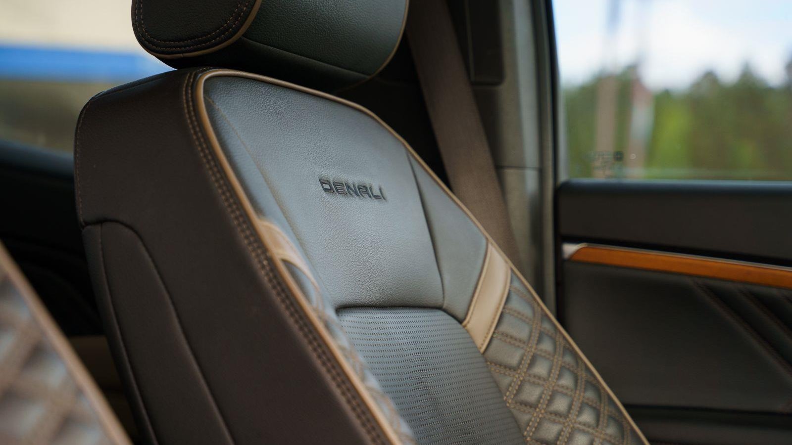 2023 GMC Canyon Denali