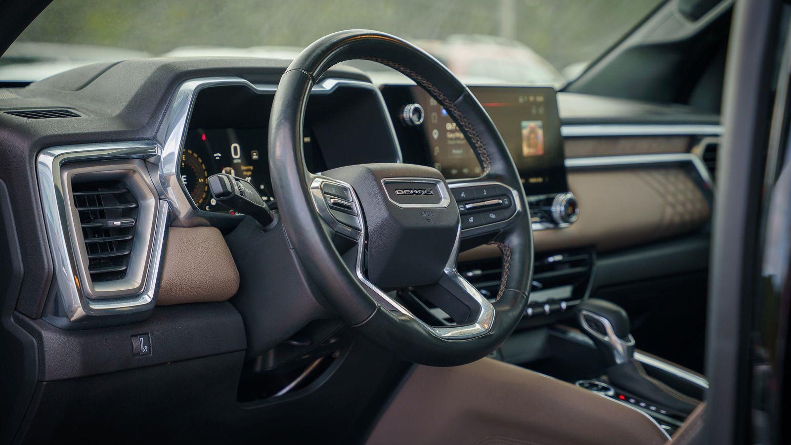 2023 GMC Canyon Denali